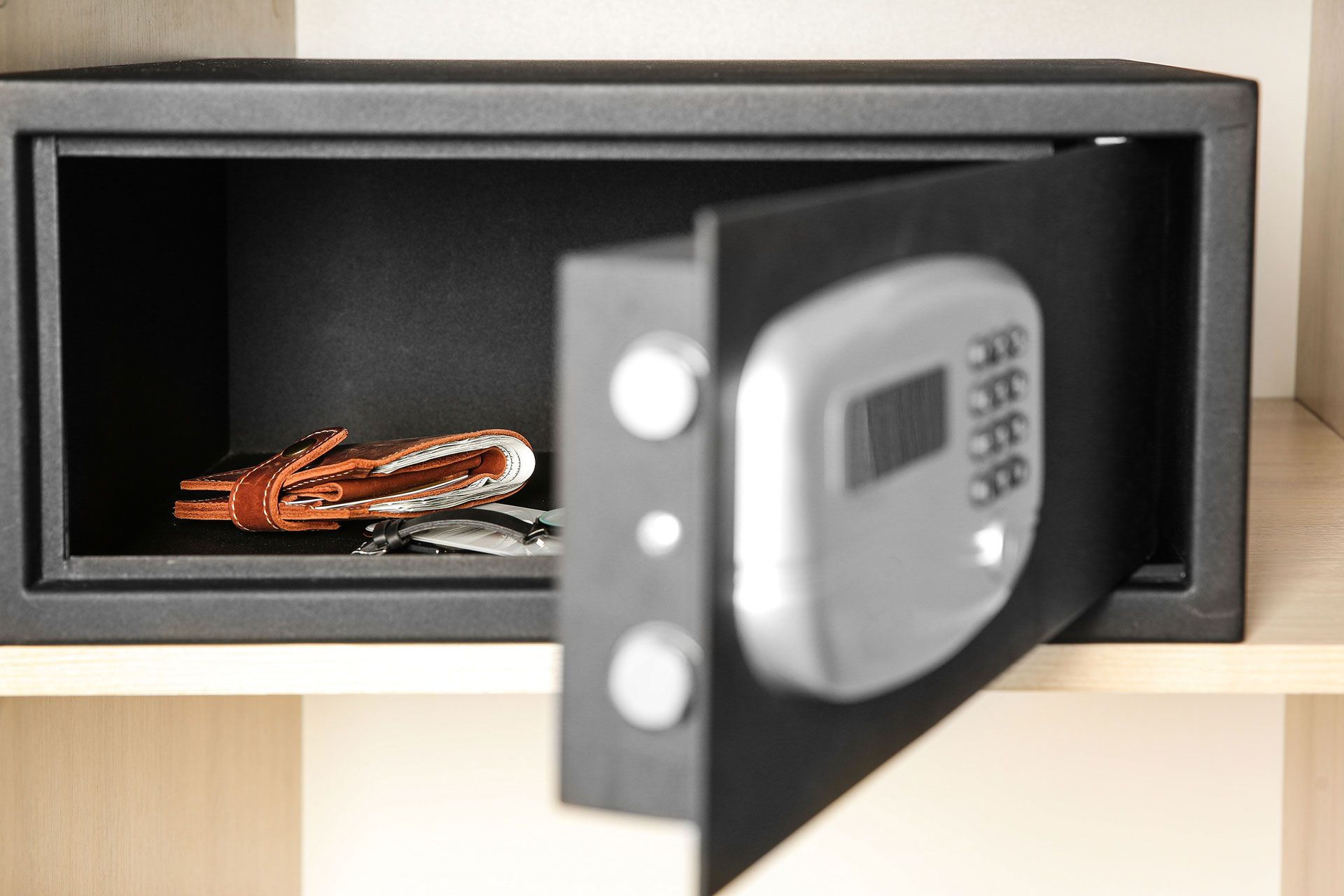 In-Room Safes | Secure Lodging Systems